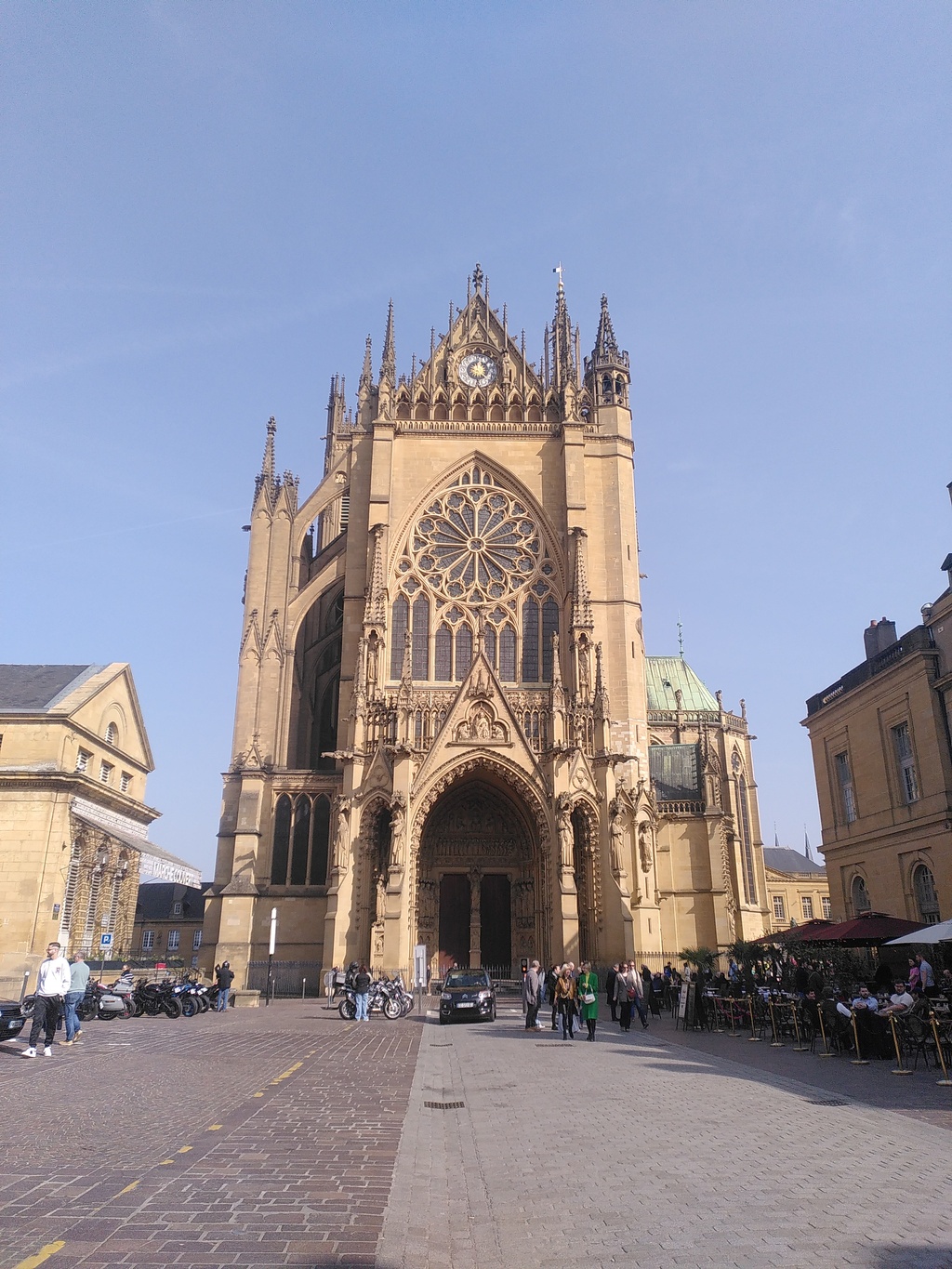 21_metz_cathedral.jpg